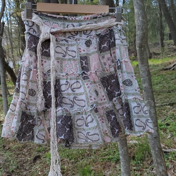 Paisley boho mini skirt - Picture 1 of 4